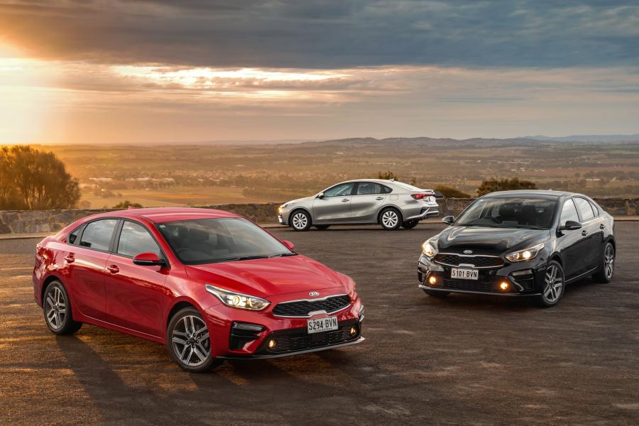  Kia Cerato Sport Plus 2018 года  (AU) (фото 13 из 16)